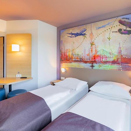 B&B Hotel Duesseldorf-Airport Exteriör bild