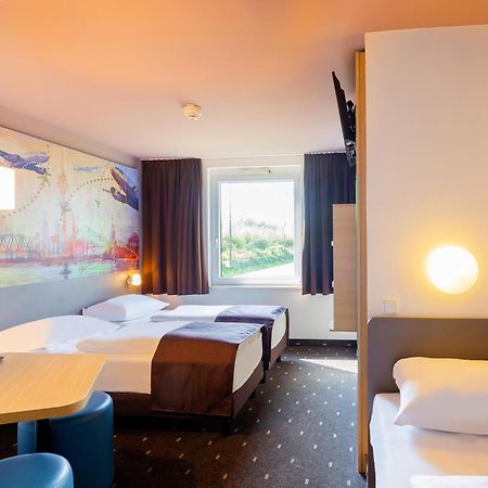 B&B Hotel Duesseldorf-Airport Exteriör bild