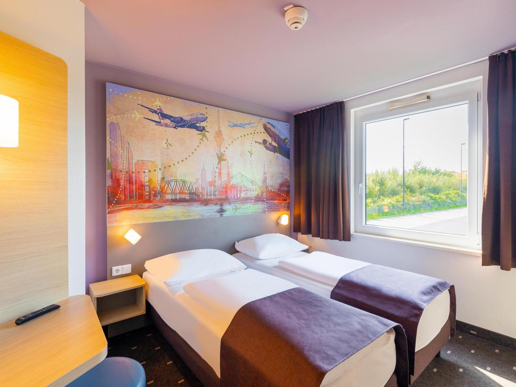 B&B Hotel Duesseldorf-Airport Exteriör bild