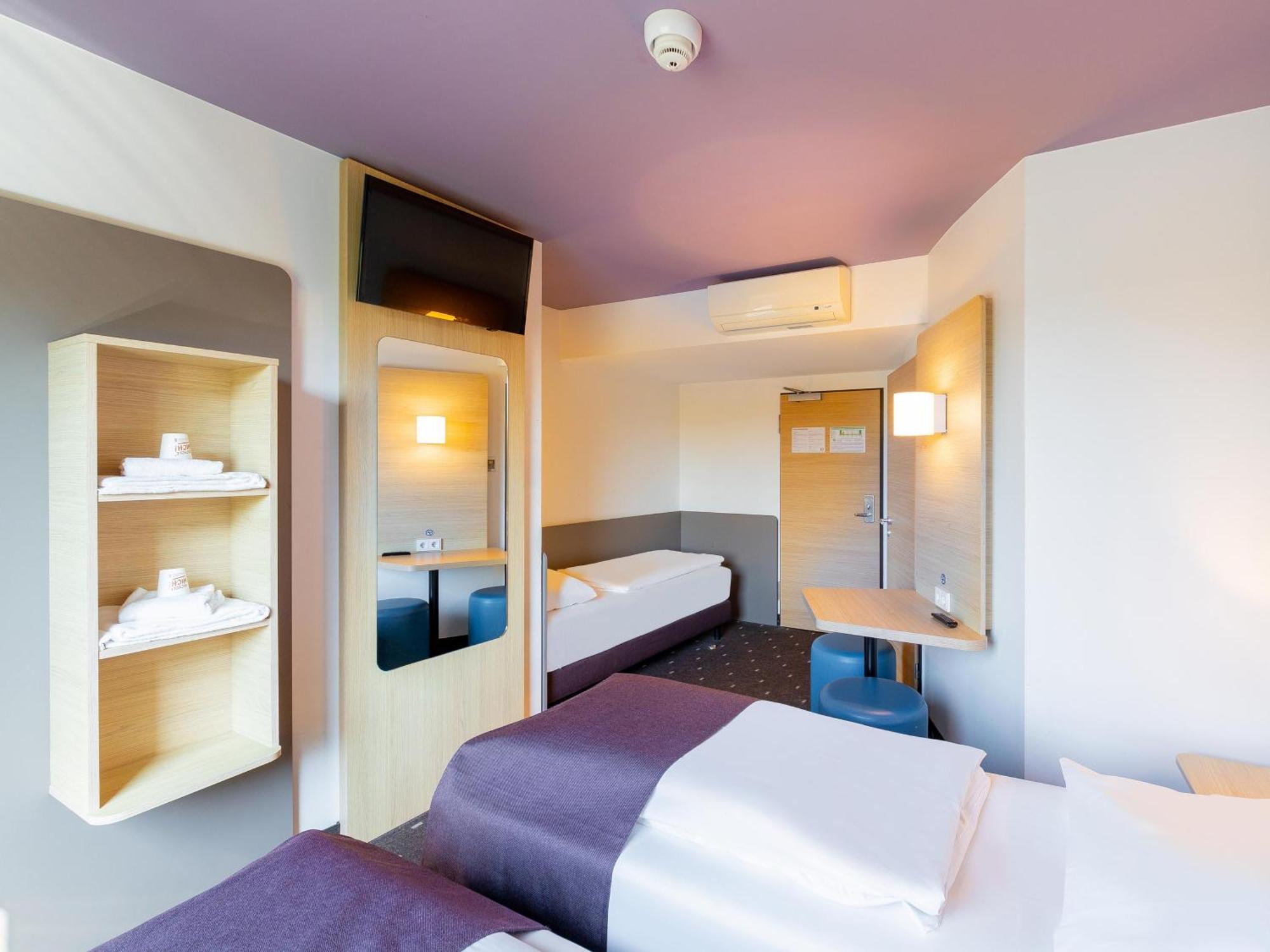 B&B Hotel Duesseldorf-Airport Exteriör bild