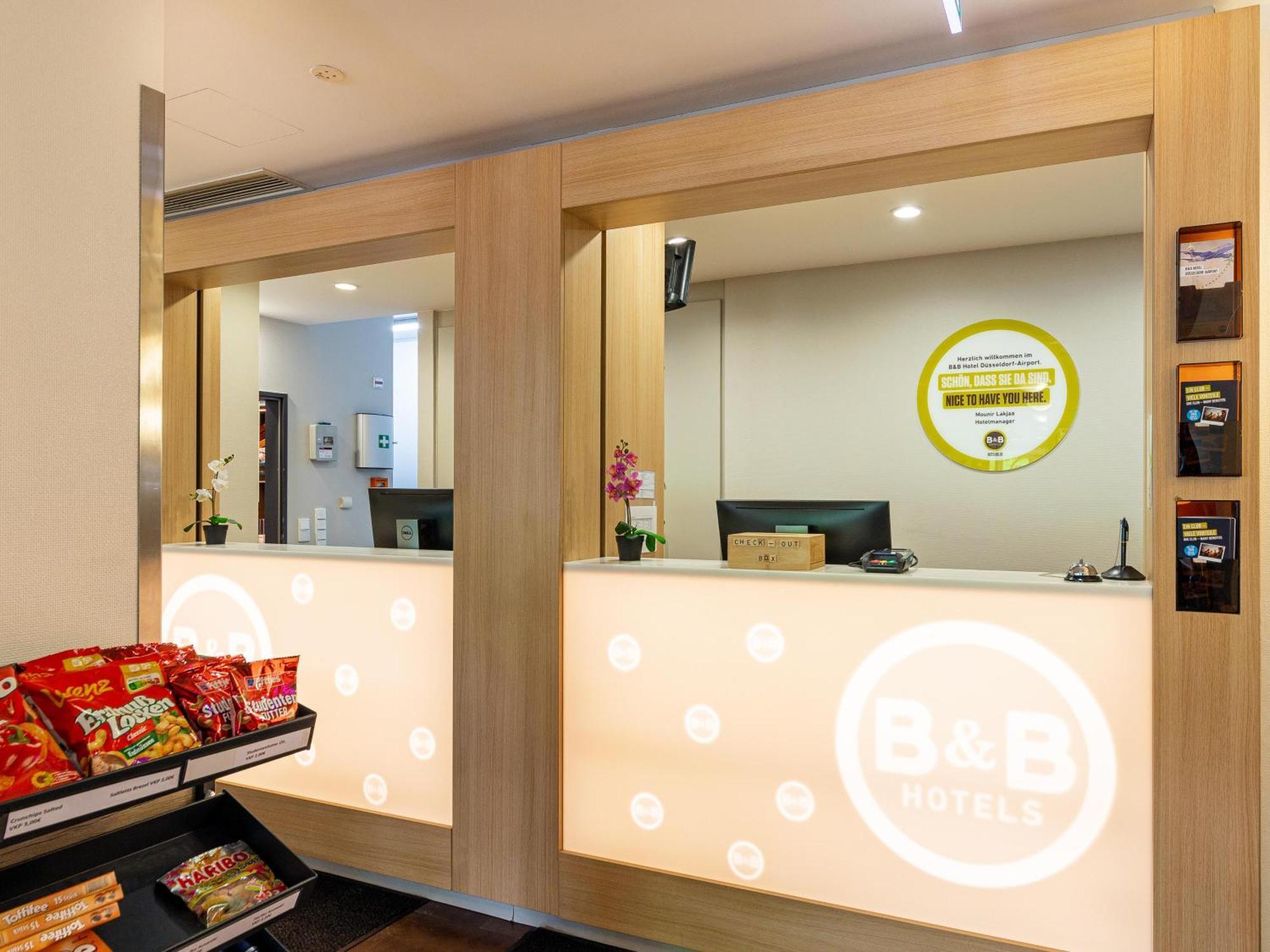 B&B Hotel Duesseldorf-Airport Exteriör bild