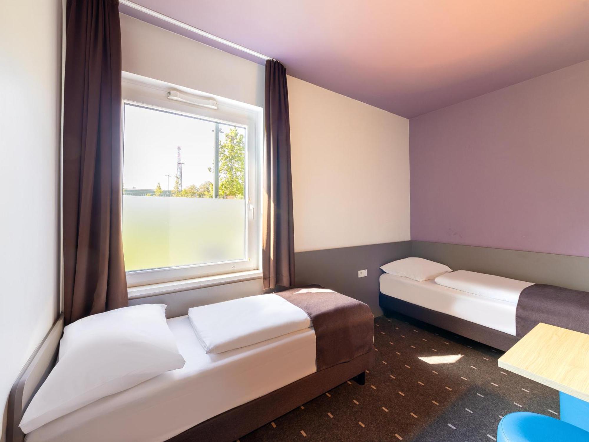B&B Hotel Duesseldorf-Airport Exteriör bild